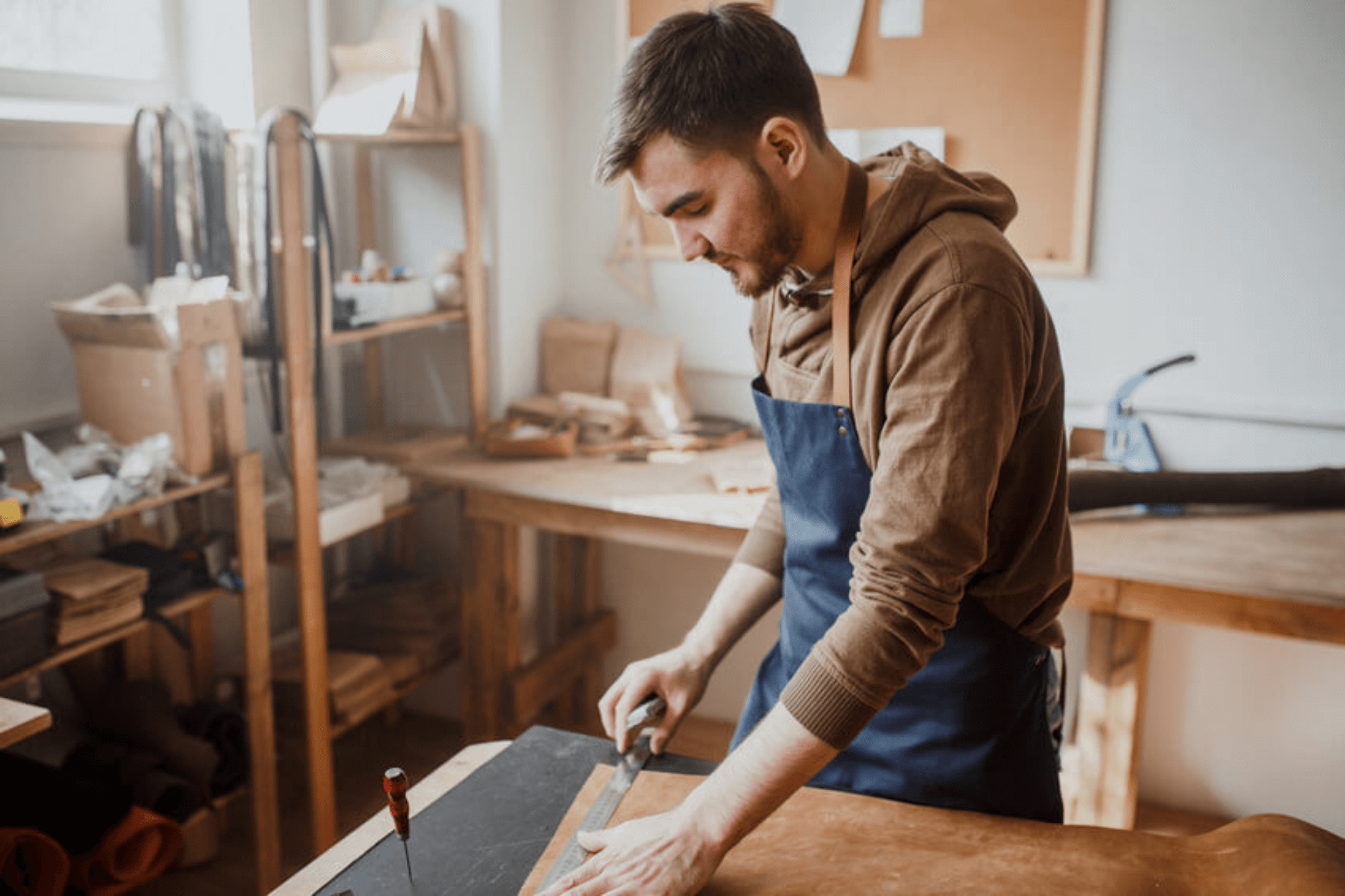 Profissional autônomo trabalhando — como ser MEI