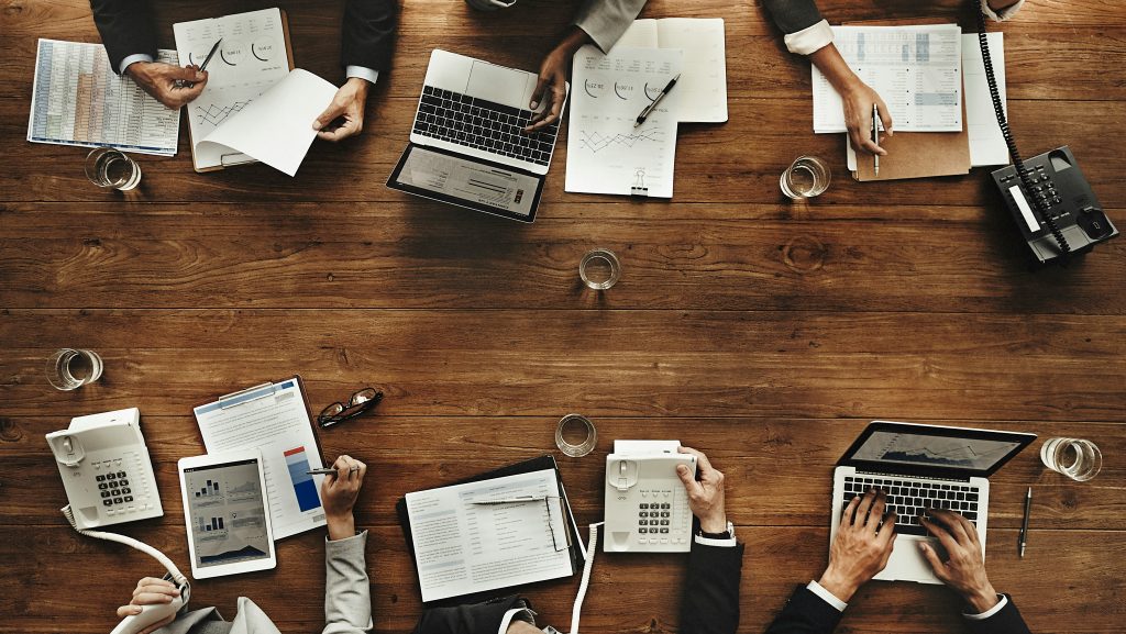 quatro funções administrativas